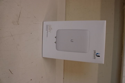 Picture of UBIQUITI SALE OUT. UMA-D AC Mesh Dual-Band Antenna, White | AC Dual-Band Antenna | UMA-D | 802.11ac | Mesh Support Yes | MU-MiMO No | No mobile broadband | 12 month(s) | DEMO