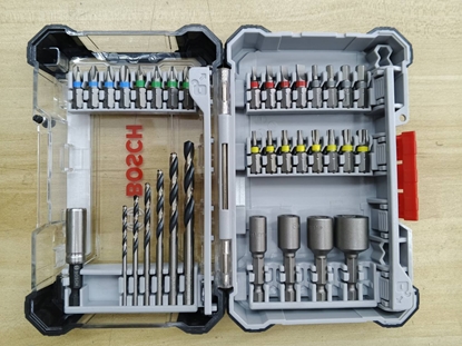 Attēls no ZESTAW WIERTE I BITÓW 35pc EH/Metal