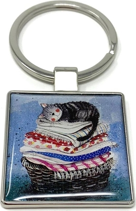Picture of Brelok do kluczy K03 Kot na koszu z praniem