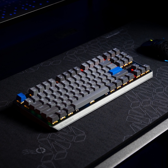 Picture of Klawiatura Endorfy Thock V2 TKL Wireless ENDORFY Yellow by Gateron (EY5C018)