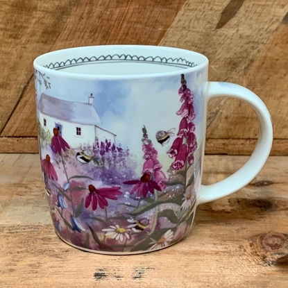 Picture of Kubek M35 Pszczoy w ogrodzie