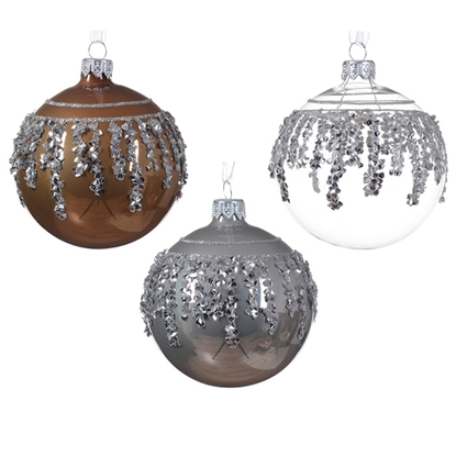 Picture of Egļu bumba ar dekoriem d8cm