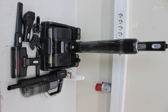 Picture of Jimmy SALE OUT. Cordless Vacuum cleaner and washer PW11 Pro | Vacuum cleaner and washer | PW11 Pro | Cordless operating | Washing function | 460 W | 21.6 V | Operating time (max) 80 min | Warranty 24 month(s) | DAMAGED PACKAGING, USED, DIRTY, SCRATCH