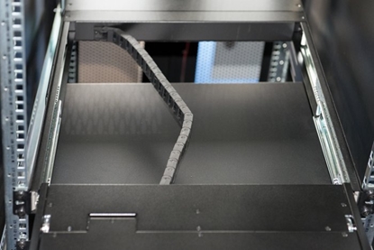 Изображение Przecznik Digitus Digitus Konsola 19" HD LCD KVM, 16 portów VGA, klawiatura US