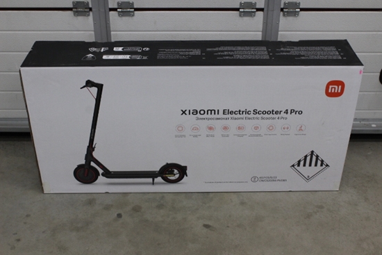Picture of SALE OUT. Xiaomi Electric Scooter 4 Pro EU | Xiaomi Electric Scooter 4 Pro EU | 700 W | 25 km/h | 10 " | 6 month(s) | Black | DEMO