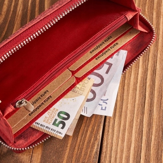 Picture of Paolo Peruzzi Portfel damski skórzany czerwony w geometryczny wzór RFID T-116-HRD