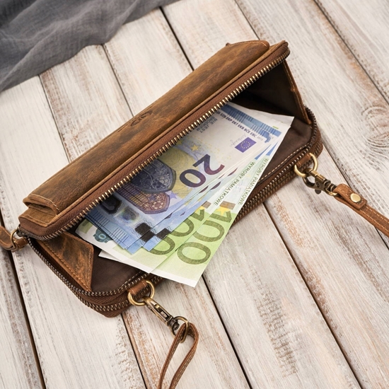 Picture of Paolo Peruzzi Skórzana kopertówka damska do rki na rami portfel damski T-137-HBR