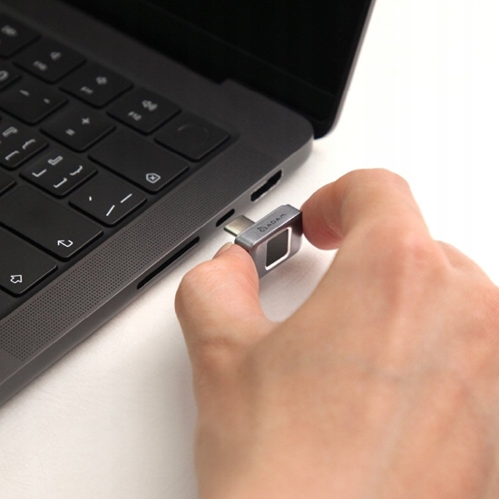 Picture of Pendrive Adam Elements Pendrive iKlips S Nano Touch - pendrive USB-C with fingerprint reader 256GB SSD szary