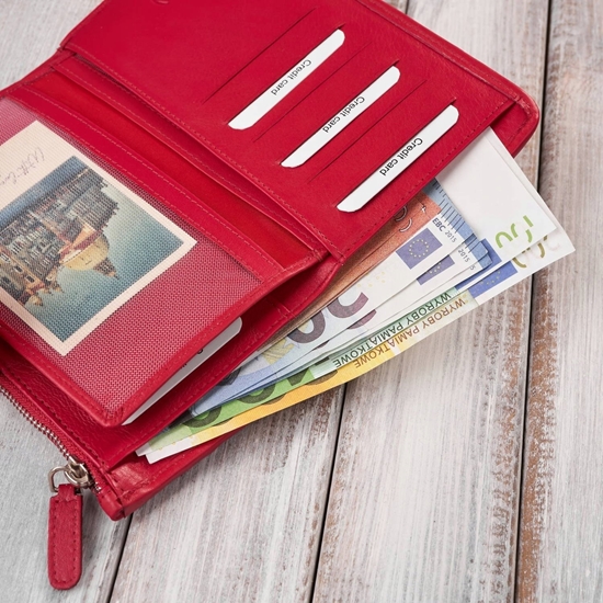 Picture of Paolo Peruzzi Portfel damski skórzany w kolorze malinowym duy pleciony AY-08-RD