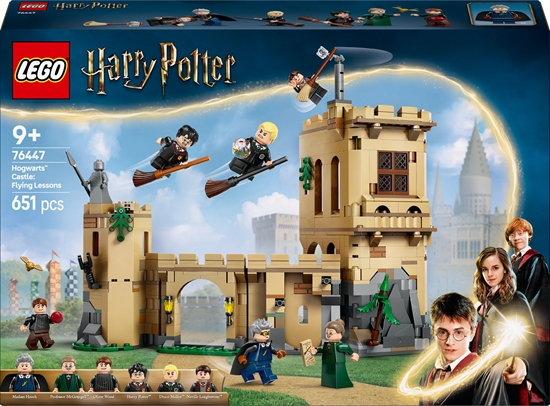 Изображение LEGO Harry Potter Zamek Hogwart: lekcja latania na miotle