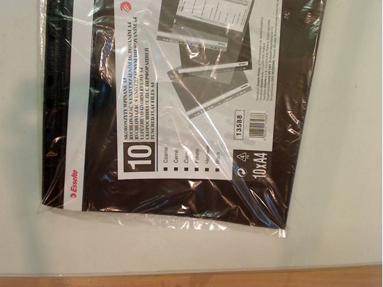 Picture of Esselte A4 PP czarny, 10 sztuk (13588)