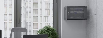 Attēls no Szafa Lanberg SZAFA INSTALACYJNA RACK WISZCA 19" 4U 600X600 CZARNA DRZWI METALOWE (FLAT PACK)