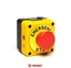 Picture of Promet Kaseta czarno-óta stop bezpieczestwa ryglowany 40mm (1NC) z tabliczk opisow "Emergency Stop" - P1EC400E40-K