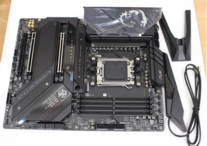 Picture of SALE OUT. MSI USED, REFURBISHED, WITHOUT ACCESSORIES, ONLY BACK PANEL, AND ANTENA INCLUDED