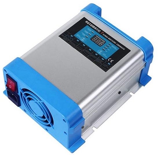 Picture of adowarka AZO Digital adowarka sieciowa 12 V do akumulatorów BC-60 PRO LFP 55A (230V/12V) LCD 7 poziomów adowania