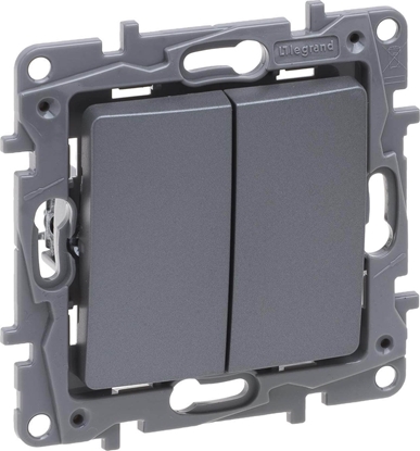 Attēls no Legrand Niloe Selection cznik wiecznikowy 10AX stal 762305