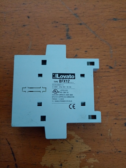 Picture of Lovato Electric Zestyki zestaw pomocniczy do styczników BF09...BF150 monta boczny BFX1202