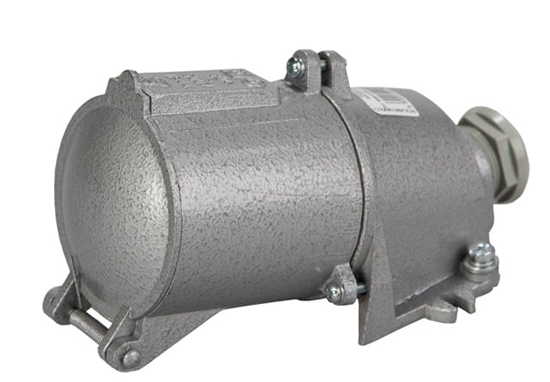 Picture of Polam Nako Gniazdo metalowe stae 32A 3P+Z IP44 500V paskie bolce 2141-120