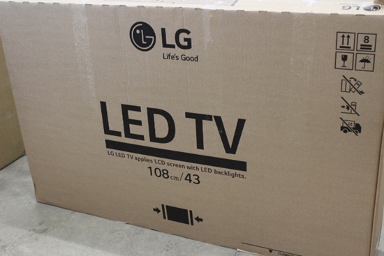 Picture of SALE OUT. LG 43UN640S0LD 43“ 3840x2160/300cd/m2/ HDMI RF | SALE OUT. LG USED, MISSING PLASTIC HOLDERS AND ORIGINAL REMOTE CONTROL