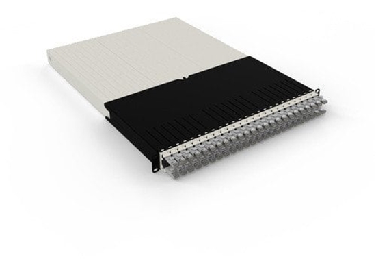 Picture of patchbox.one / 30U / STP / RJ-45