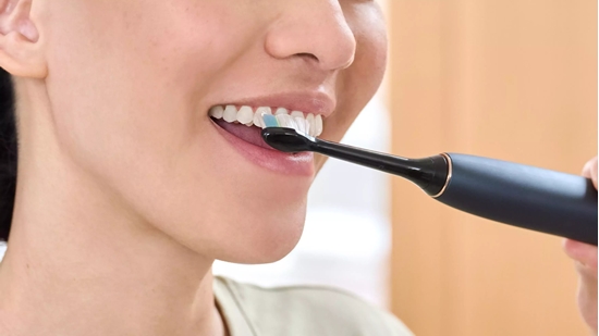 Picture of Kocówka Philips Optimal White HX6066/88 6 sztuk kocówek szczoteczki, 6 pc(s), Czarny, 3 miesice, redni, 62000 movements per minute