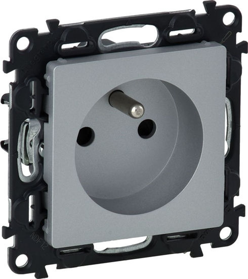 Picture of Legrand Gniazdo Valena Life pojedyncze z przesonami aluminium (753380)