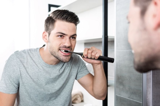 Picture of Szczoteczka Eldom Sonic SD200C Czarna