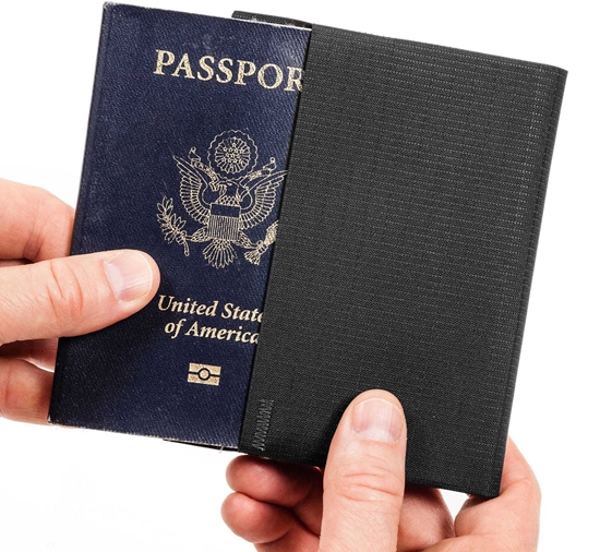 Picture of Peak Design Portfel Travel Passport Wallet Black