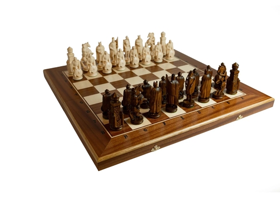 Изображение Šaha figūriņa: bruņinieks 645x323x80mm, karalis 125mm