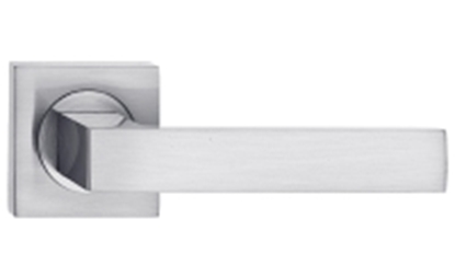 Attēls no Verso Klamka z kwadratowym szyldem QUBIK nikiel szczotkowany VQKN