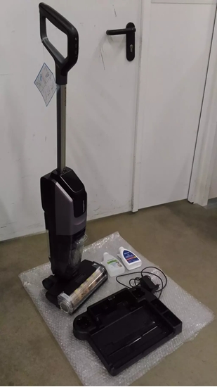 Picture of Y Bissell All-in One Multi-Surface Cleaner | CrossWave OmniForce EdgeFind Select | Cordless operating | Washing function | 25.9 V | Operating time (max) 45 min | Black/Silver | Warranty 24 month(s) | USED, DIRTY