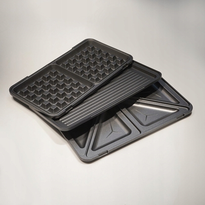 Attēls no Opiekacz Tiross Opiekacz 3 w 1, 900W, , wymienne wkady, gofry kanapki grill, TIROSS TS-9655