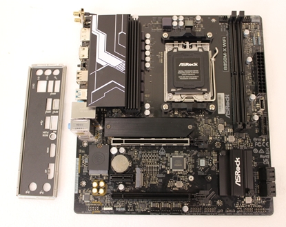 Attēls no SALE OUT. ASRock USED, REFURBISHED, WITHOUT ANTENA. ACCESSORIES, ONLY BACKPANEL INCLUDED