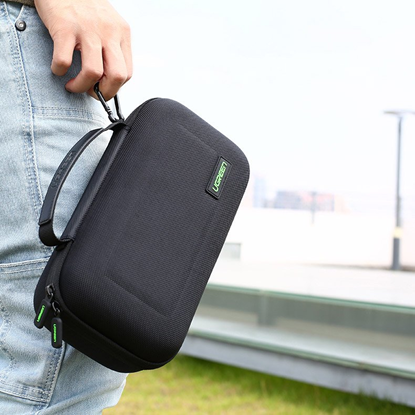 Picture of Ugreen case box for Nintendo Switch and accessorie