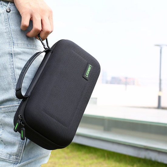 Picture of Ugreen case box for Nintendo Switch and accessorie