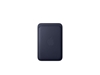 Picture of Portfel z tkaniny FineWoven z MagSafe do iPhonea - granat