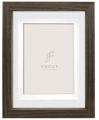 Изображение Ramka Focus Focus Dahlia Walnut 40x50/PP 30x40