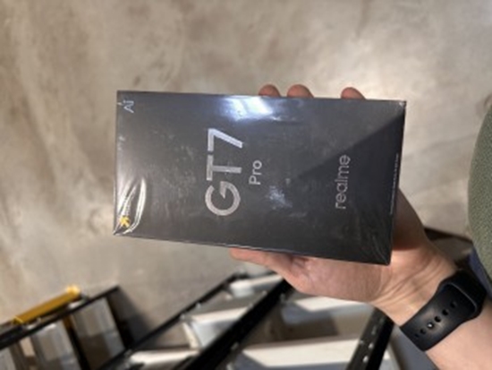 Изображение REALME GT 7 PRO RMX5011(EU) 512GB 12GB GALAXY GREY (DEMO)