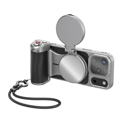 Attēls no Master Grip Mount for iPhone 17 Pro Max – All-in-One Kit with Light and UV Filter