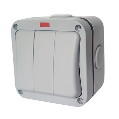 Attēls no Weatherproof Switch, 3 Gang, IP66, EU