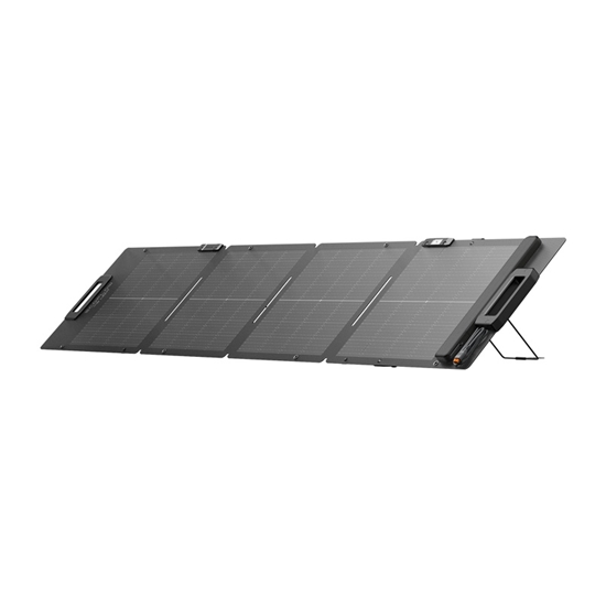 Picture of EcoFlow 110W folding photovoltaic panel.