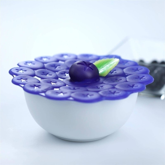 Picture of galeria plakatu Charles Viancin BERRIES 15 cm Silicone Lid blue