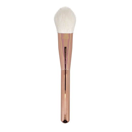 Изображение Makeup Revolution Ultra Metals Sculpt Blush Brush F303
